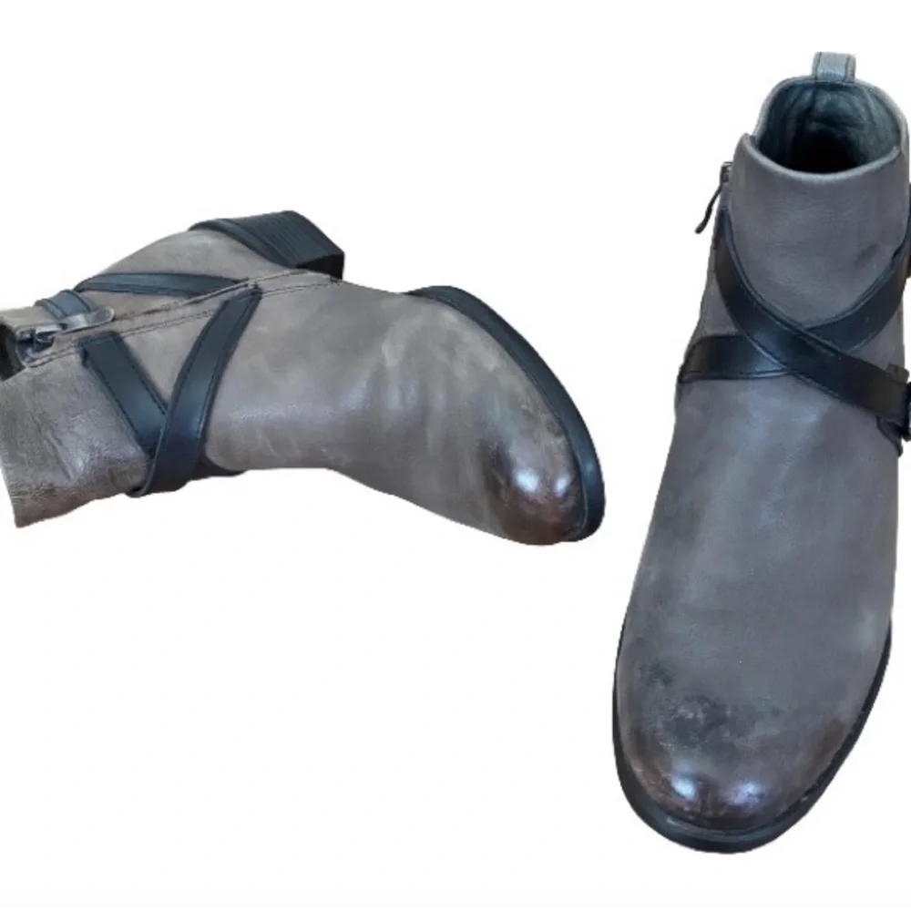 Bussola Antwerpen Alessia gray ankl boots WM US 7.5 EU 38 moto coastal